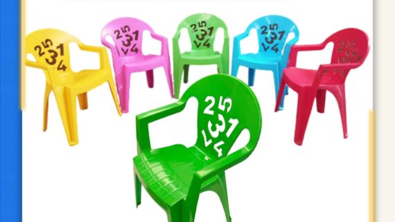 Silla apilable infantil de plástico modelo números