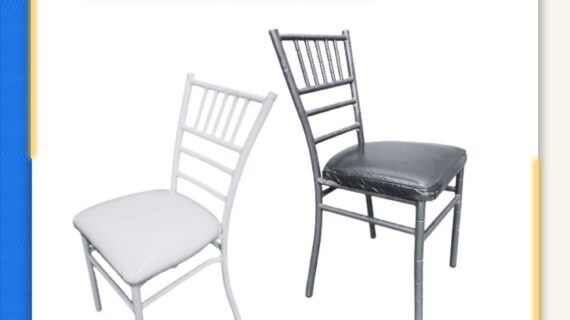 Silla apilable tubular modelo tiffany cojín pegado